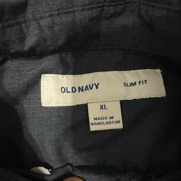 Old Navy Slim Fit XL Denim Buttondown - Picture 2 of 3